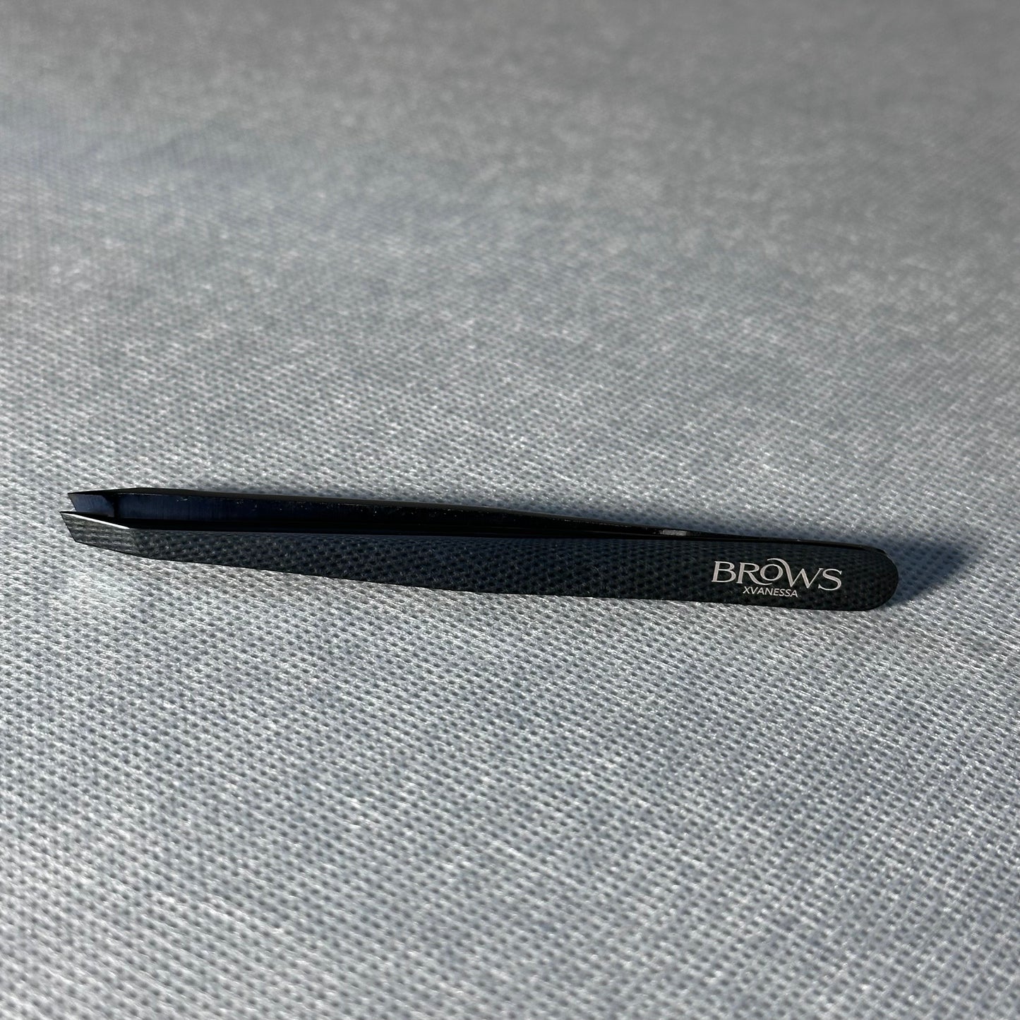 Precision Slanted Tweezers